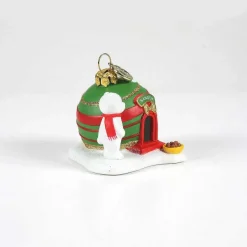 Department 56 North Pole Series<Nanook's Home