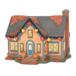 Department 56 Snow Village Halloween<Trick Or Treat Lane Peanuts